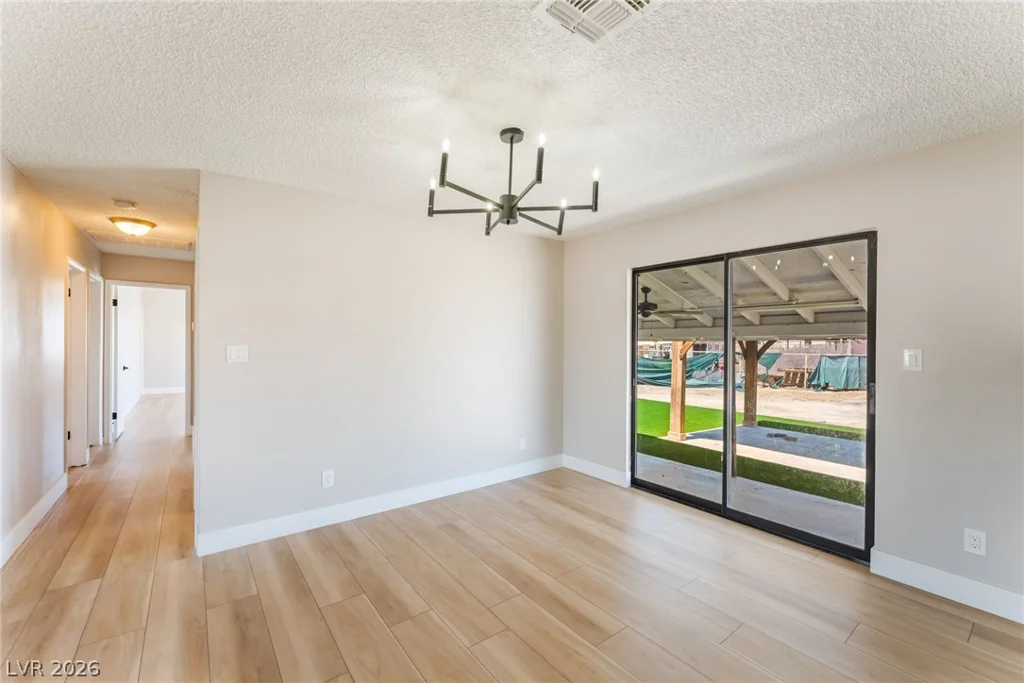 4243 Helen, Las Vegas, NV 89130