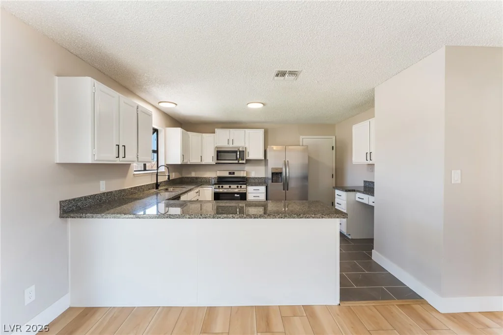4243 Helen, Las Vegas, NV 89130