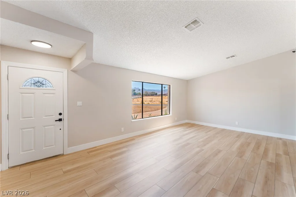 4243 Helen, Las Vegas, NV 89130