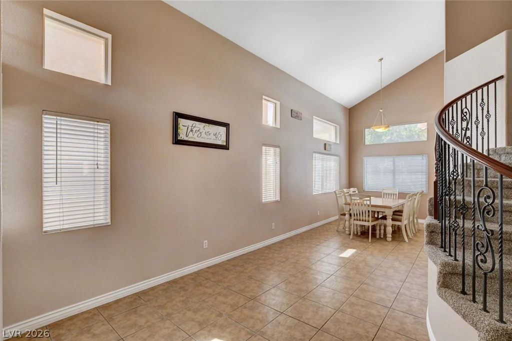 9364 Warm Waters, Las Vegas, NV 89129