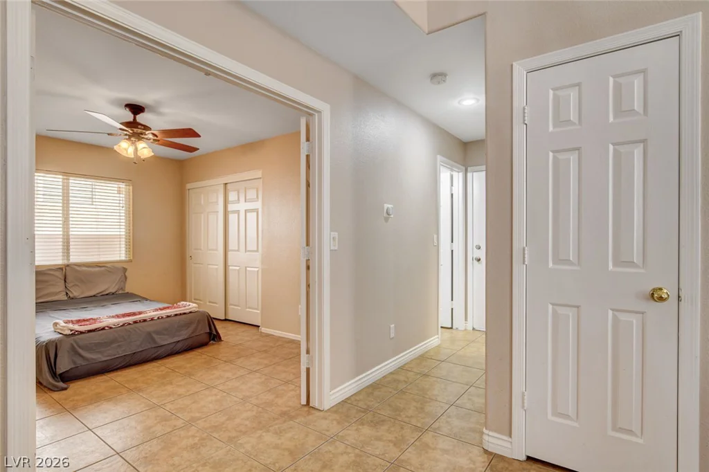 9364 Warm Waters, Las Vegas, NV 89129