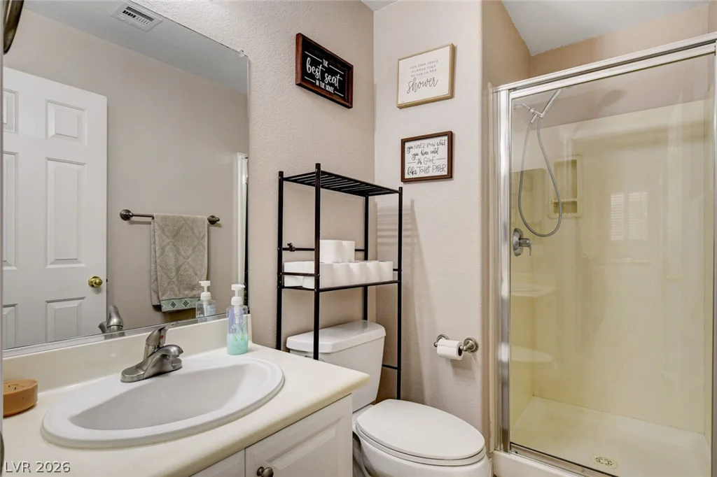 9364 Warm Waters, Las Vegas, NV 89129