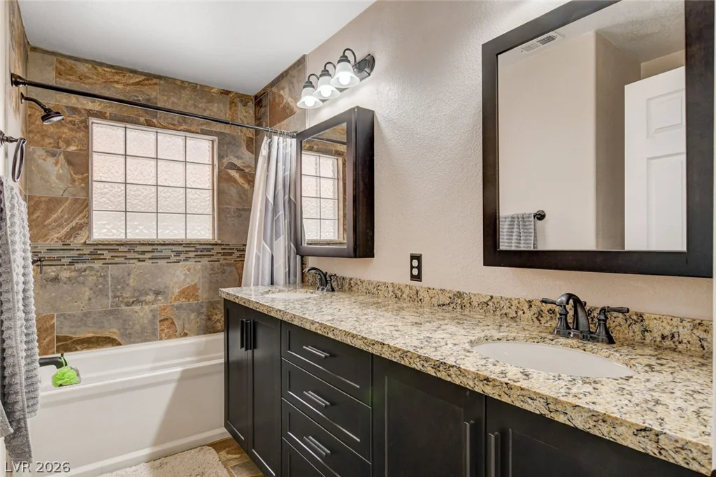 9364 Warm Waters, Las Vegas, NV 89129