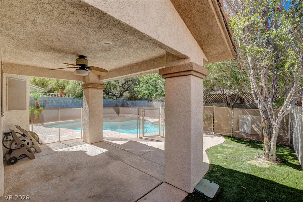 9364 Warm Waters, Las Vegas, NV 89129