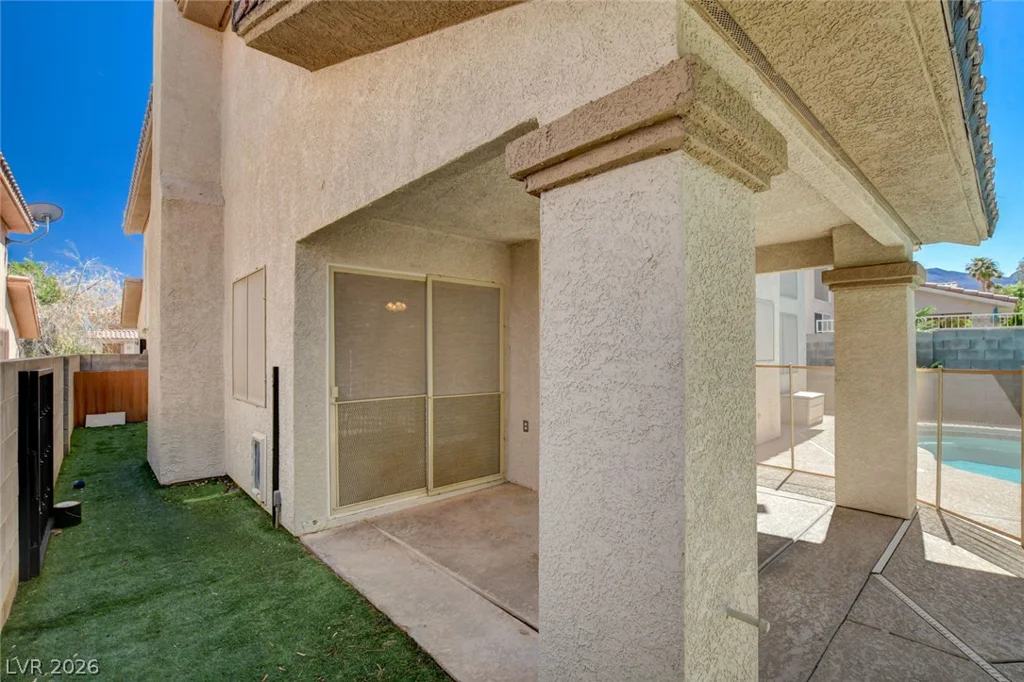 9364 Warm Waters, Las Vegas, NV 89129