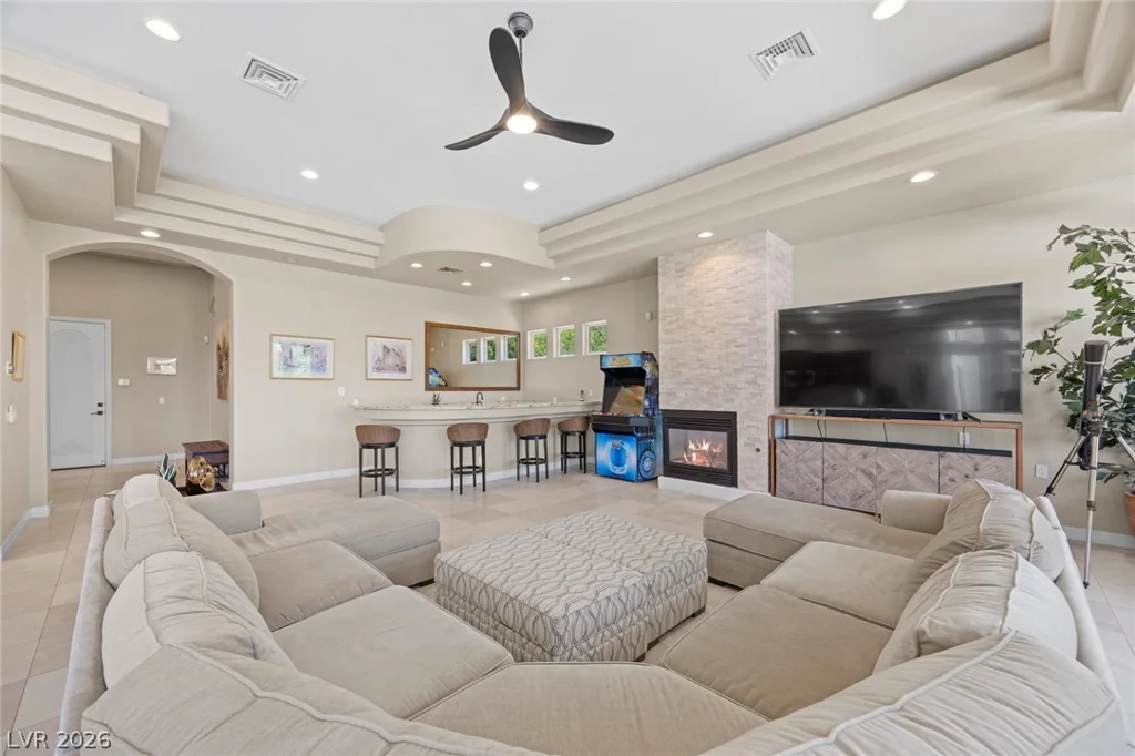 9708 Winter Palace, Las Vegas, NV 89145
