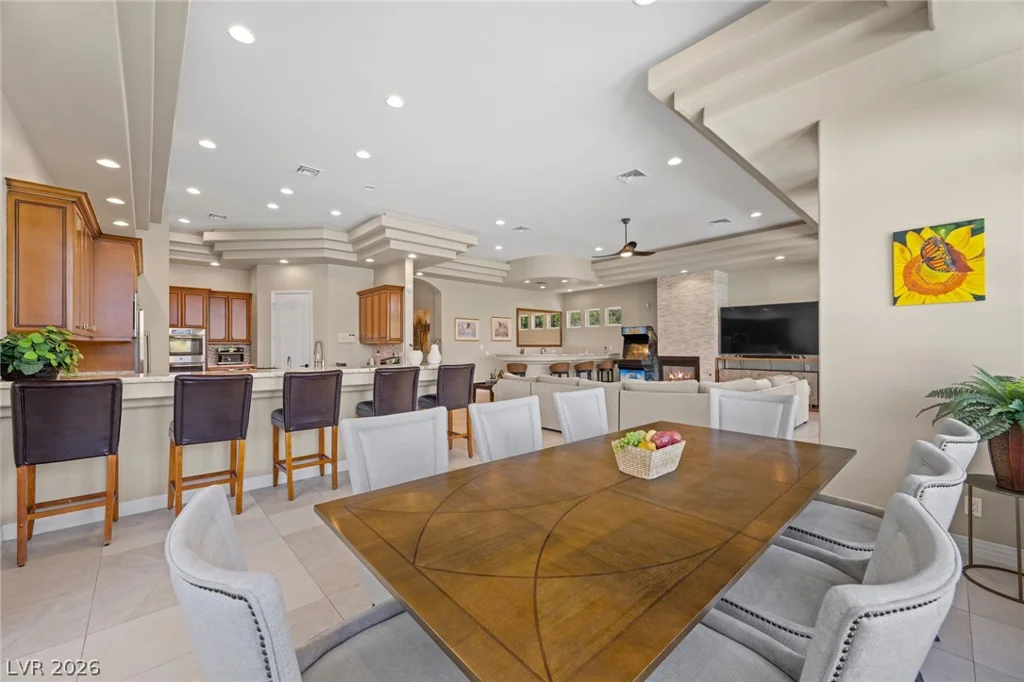 9708 Winter Palace, Las Vegas, NV 89145
