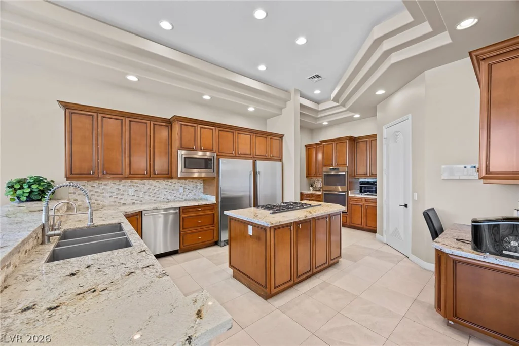 9708 Winter Palace, Las Vegas, NV 89145
