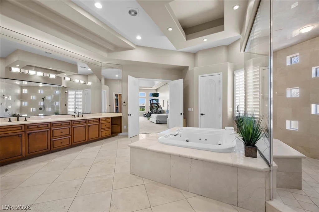 9708 Winter Palace, Las Vegas, NV 89145