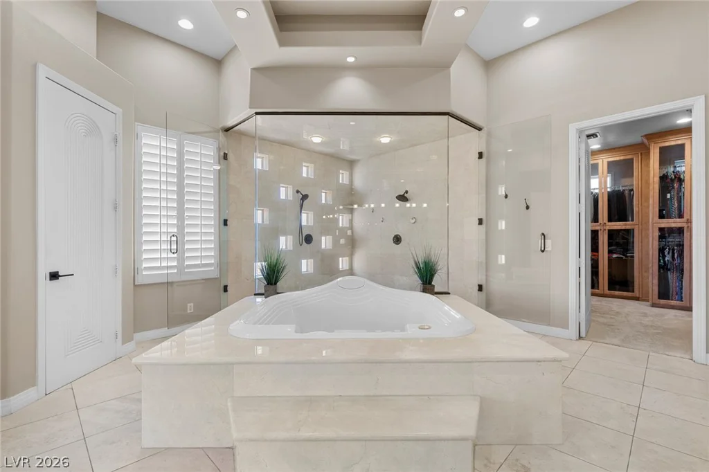 9708 Winter Palace, Las Vegas, NV 89145