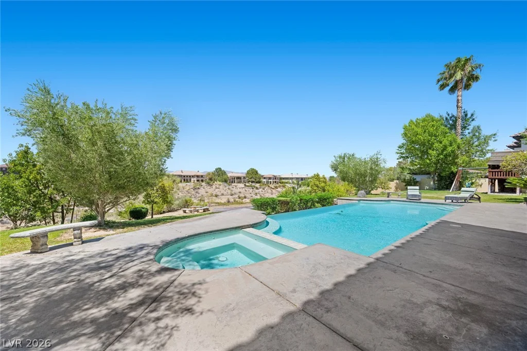 9708 Winter Palace, Las Vegas, NV 89145