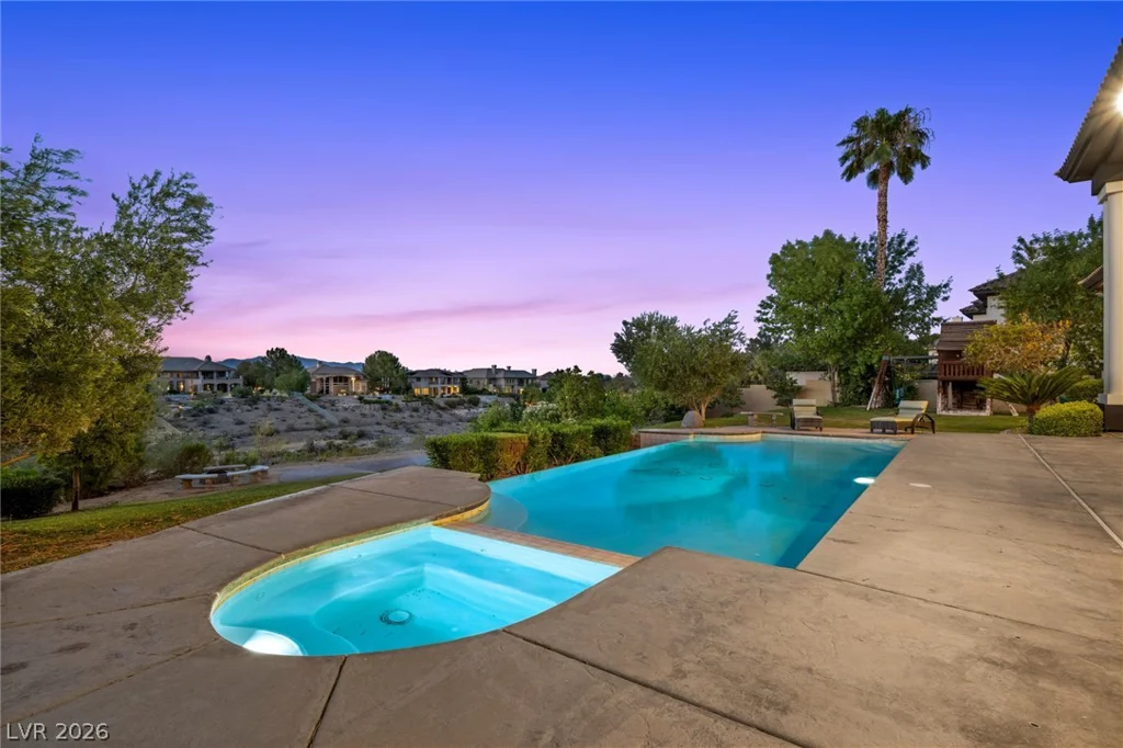 9708 Winter Palace, Las Vegas, NV 89145