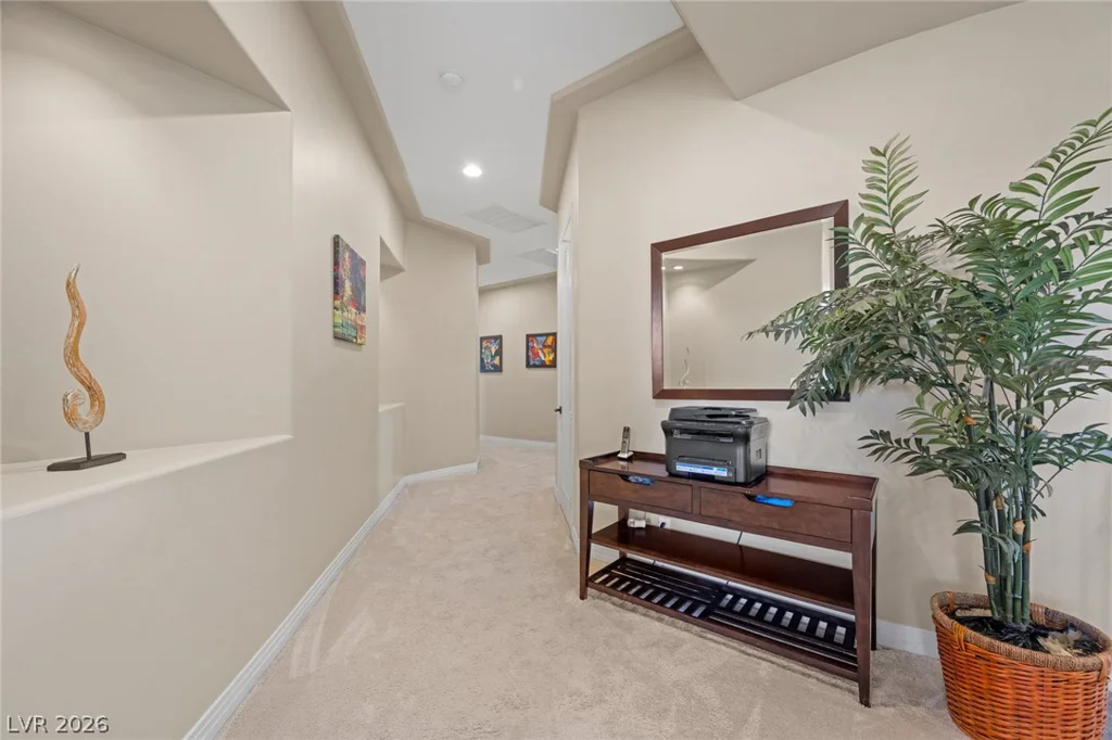 9708 Winter Palace, Las Vegas, NV 89145