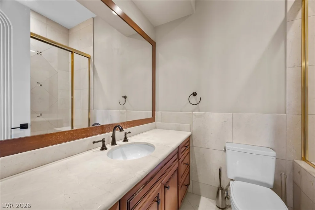 9708 Winter Palace, Las Vegas, NV 89145