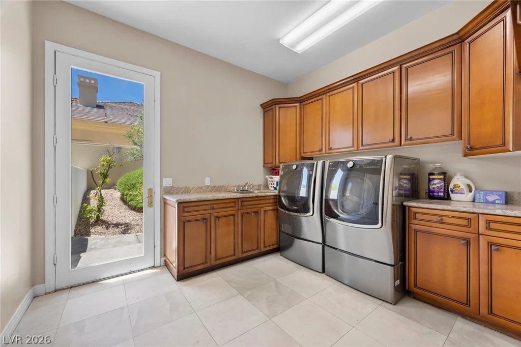 9708 Winter Palace, Las Vegas, NV 89145