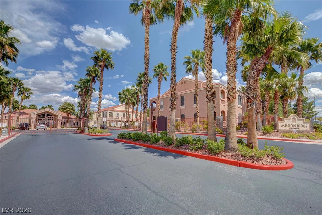700 Carnegie, Henderson, NV 89052