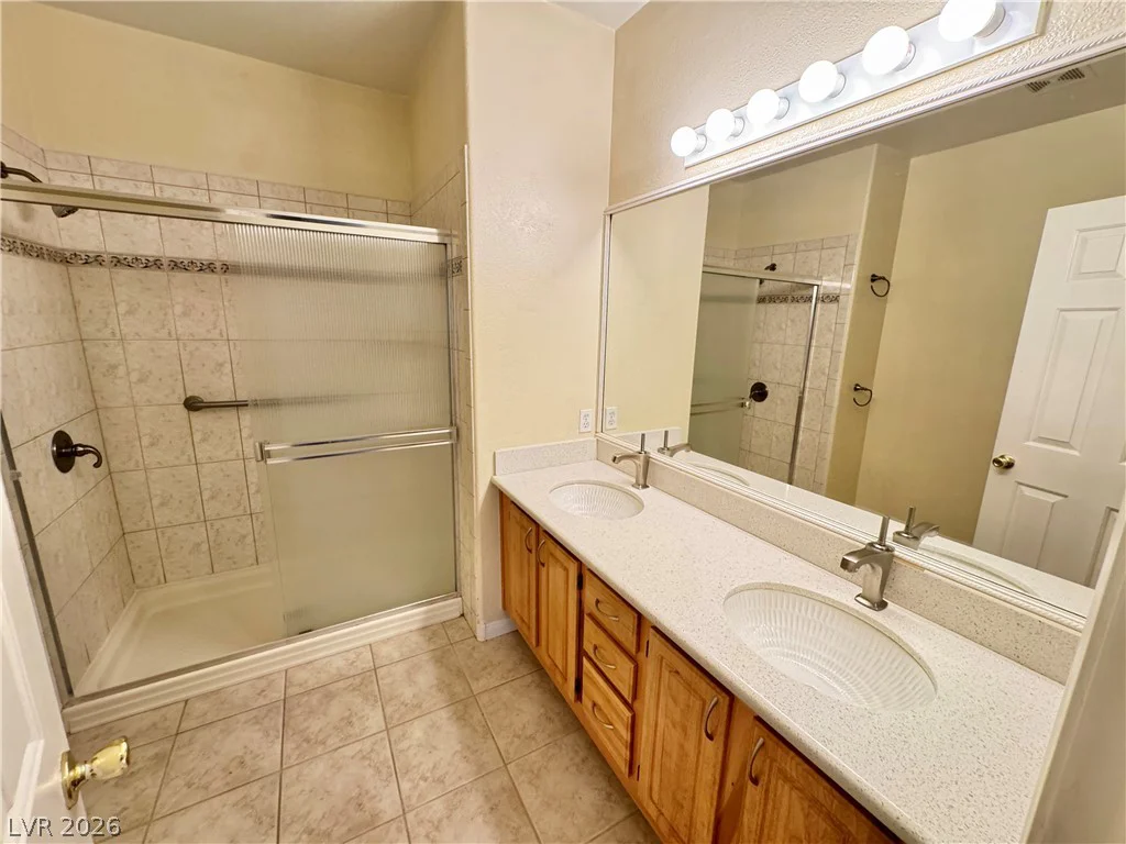 4900 Black Bear, Las Vegas, NV 89149