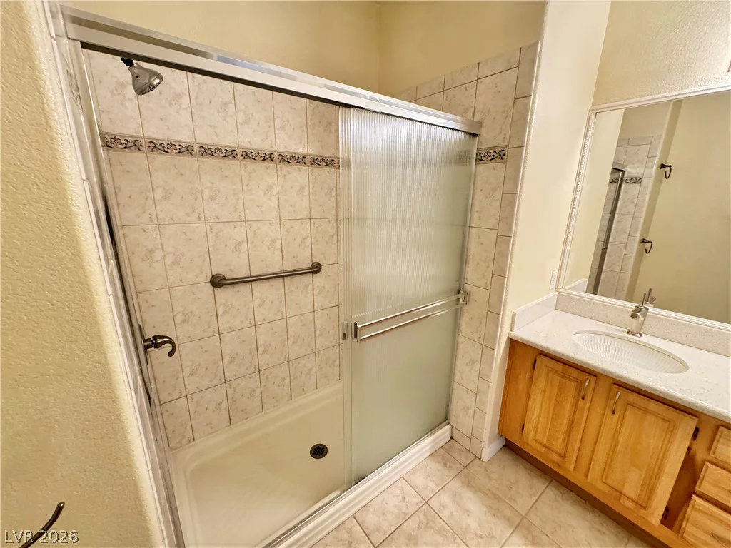 4900 Black Bear, Las Vegas, NV 89149
