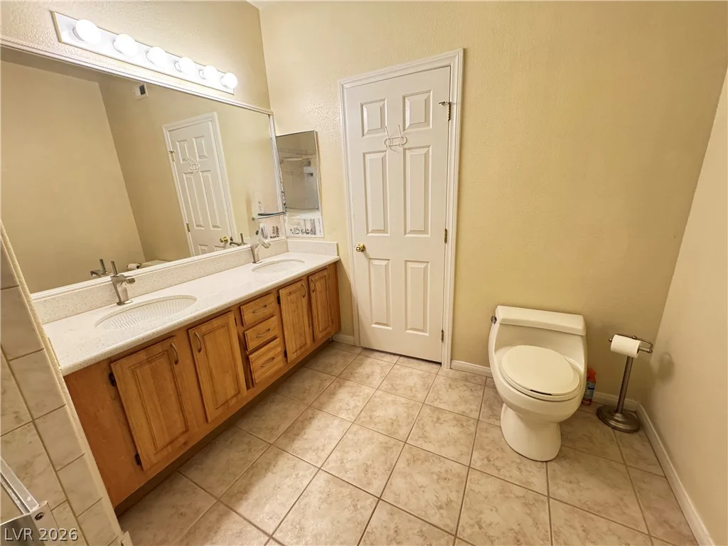 4900 Black Bear, Las Vegas, NV 89149