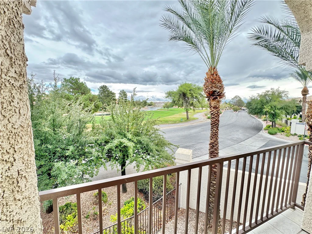 4900 Black Bear, Las Vegas, NV 89149