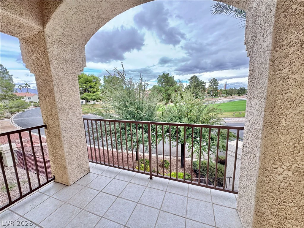 4900 Black Bear, Las Vegas, NV 89149