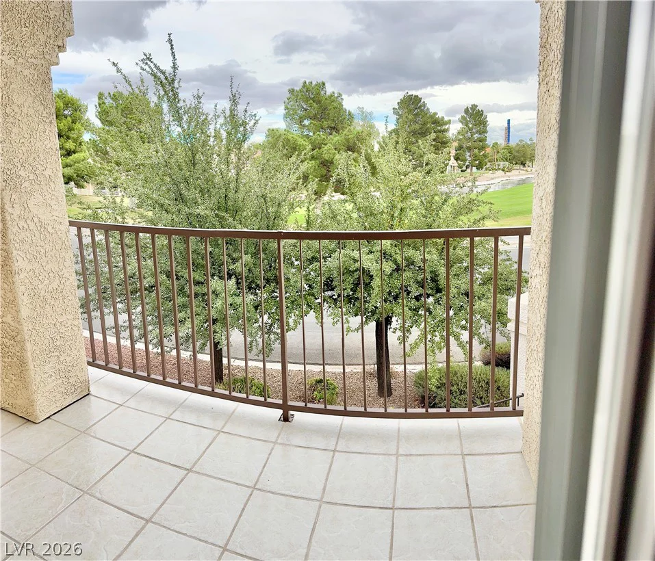 4900 Black Bear, Las Vegas, NV 89149