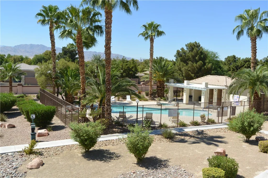 4900 Black Bear, Las Vegas, NV 89149