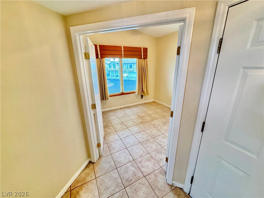 4900 Black Bear, Las Vegas, NV 89149