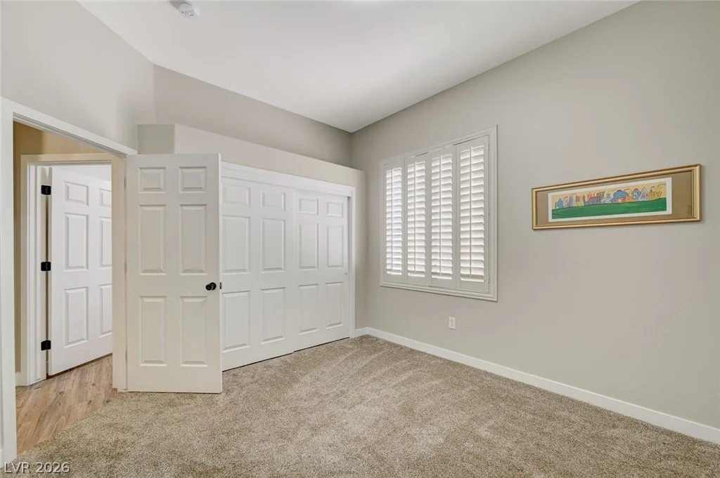 10613 Spring Garden, Las Vegas, NV 89134
