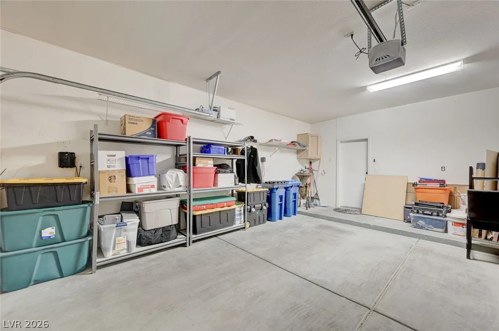10613 Spring Garden, Las Vegas, NV 89134