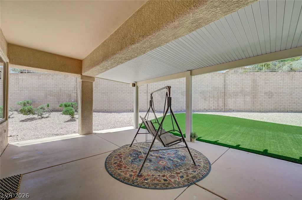 10613 Spring Garden, Las Vegas, NV 89134