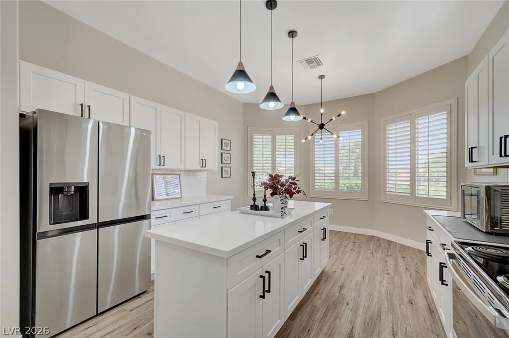 10613 Spring Garden, Las Vegas, NV 89134