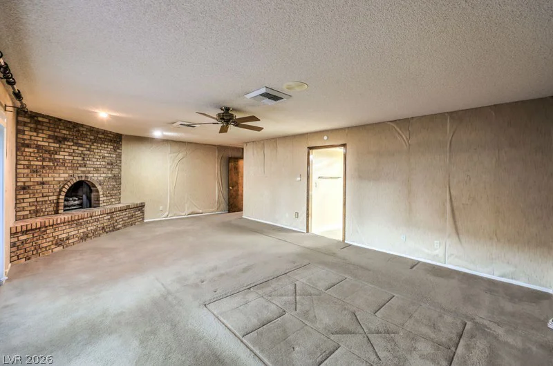 2135 Cimarron, Las Vegas, NV 89117