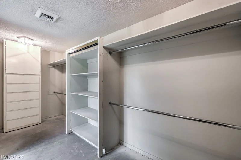 2135 Cimarron, Las Vegas, NV 89117