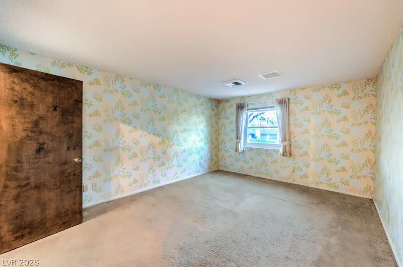 2135 Cimarron, Las Vegas, NV 89117
