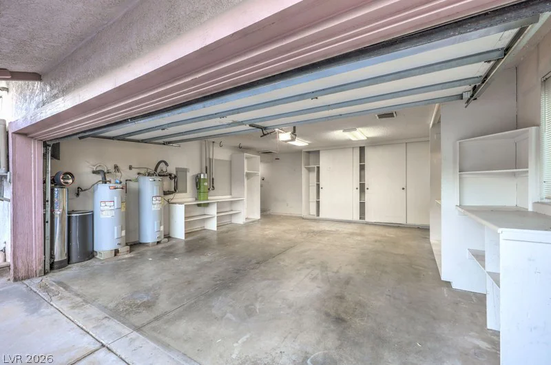 2135 Cimarron, Las Vegas, NV 89117