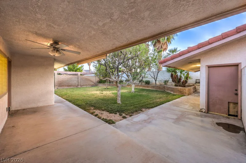 2135 Cimarron, Las Vegas, NV 89117