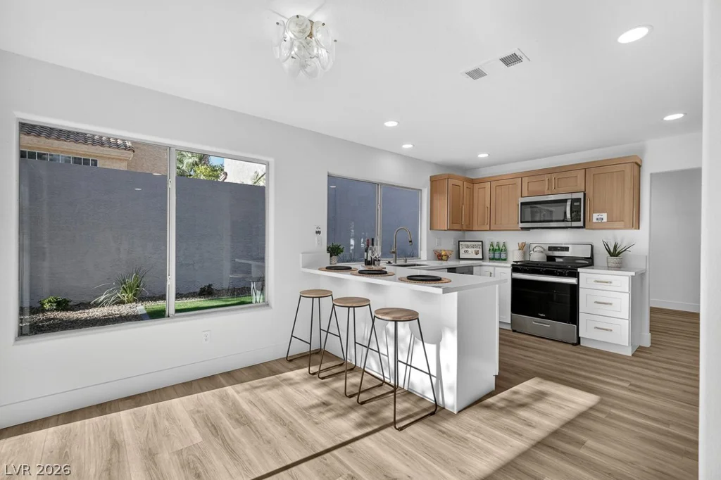 7641 Tortola Bay, Las Vegas, NV 89128