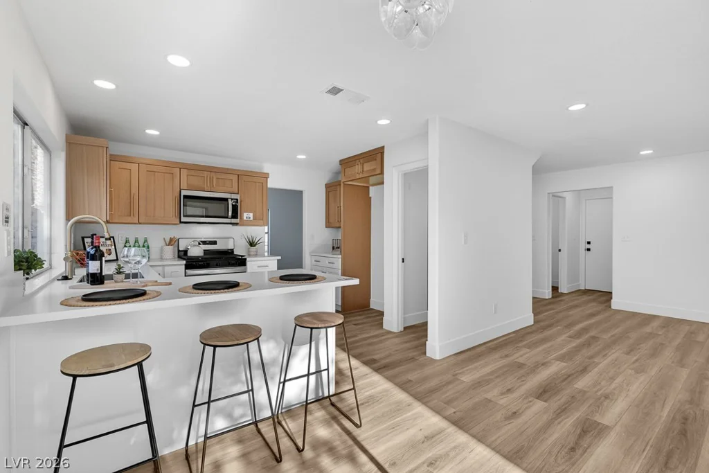 7641 Tortola Bay, Las Vegas, NV 89128