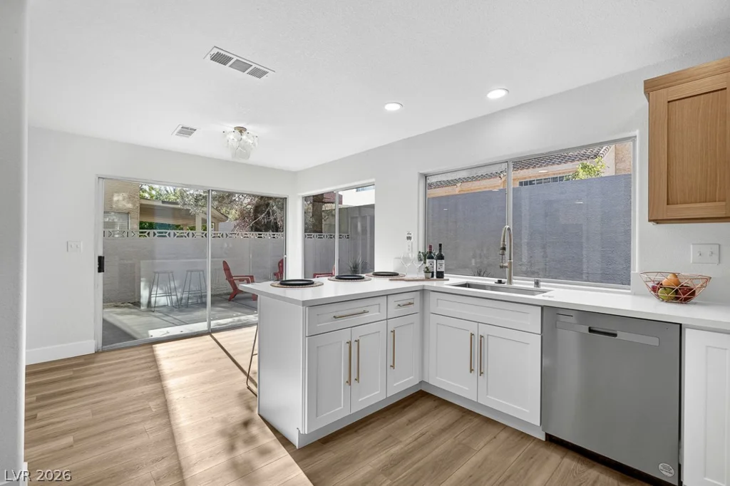 7641 Tortola Bay, Las Vegas, NV 89128