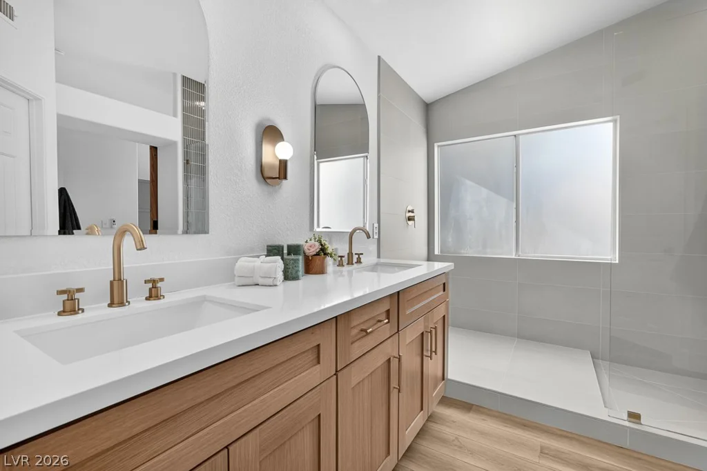 7641 Tortola Bay, Las Vegas, NV 89128