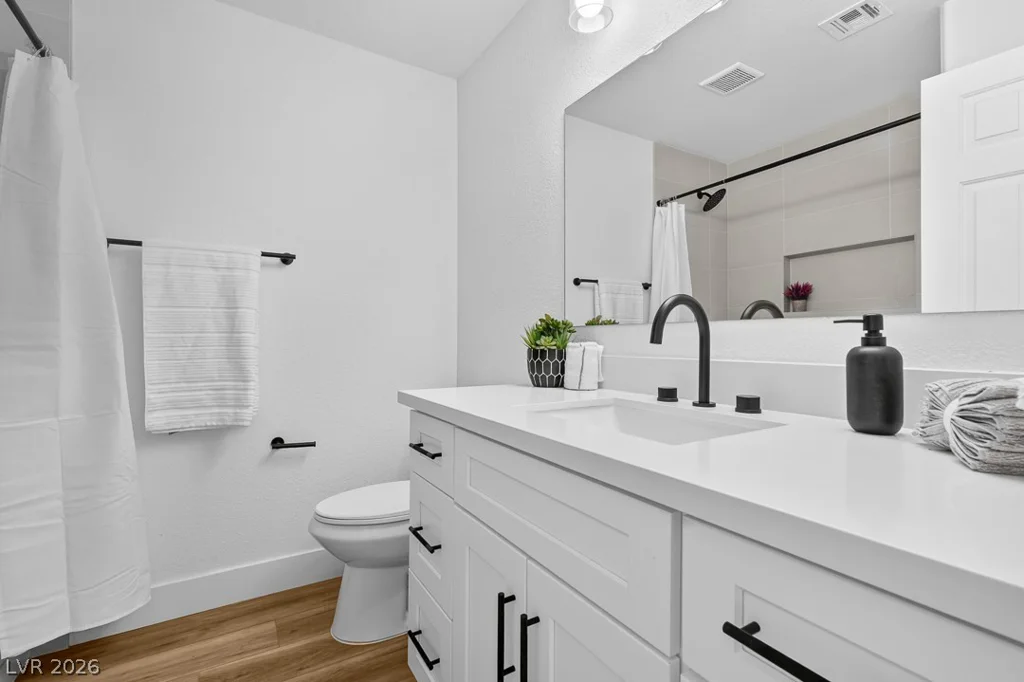 7641 Tortola Bay, Las Vegas, NV 89128
