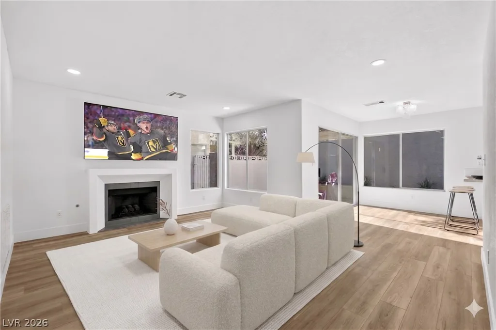 7641 Tortola Bay, Las Vegas, NV 89128