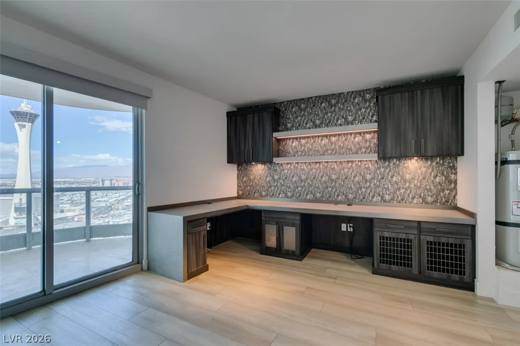 322 Karen, Las Vegas, NV 89109