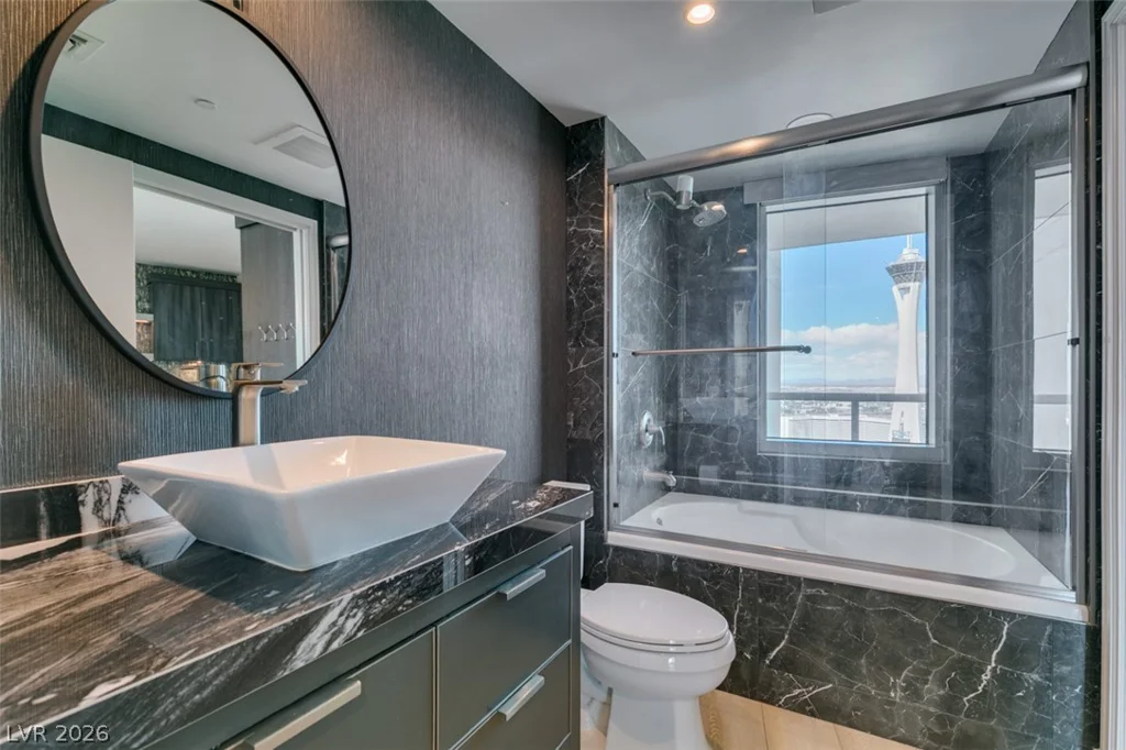 322 Karen, Las Vegas, NV 89109