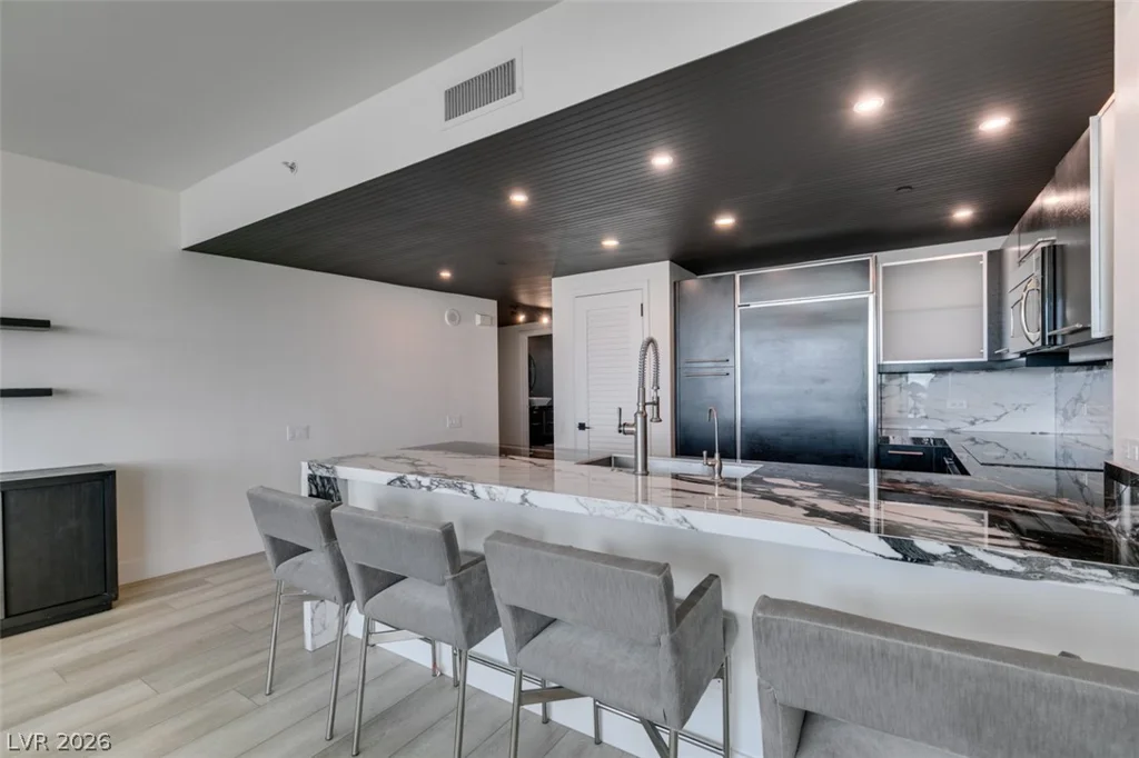 322 Karen, Las Vegas, NV 89109