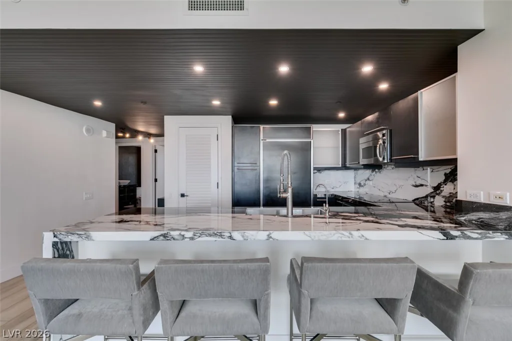 322 Karen, Las Vegas, NV 89109