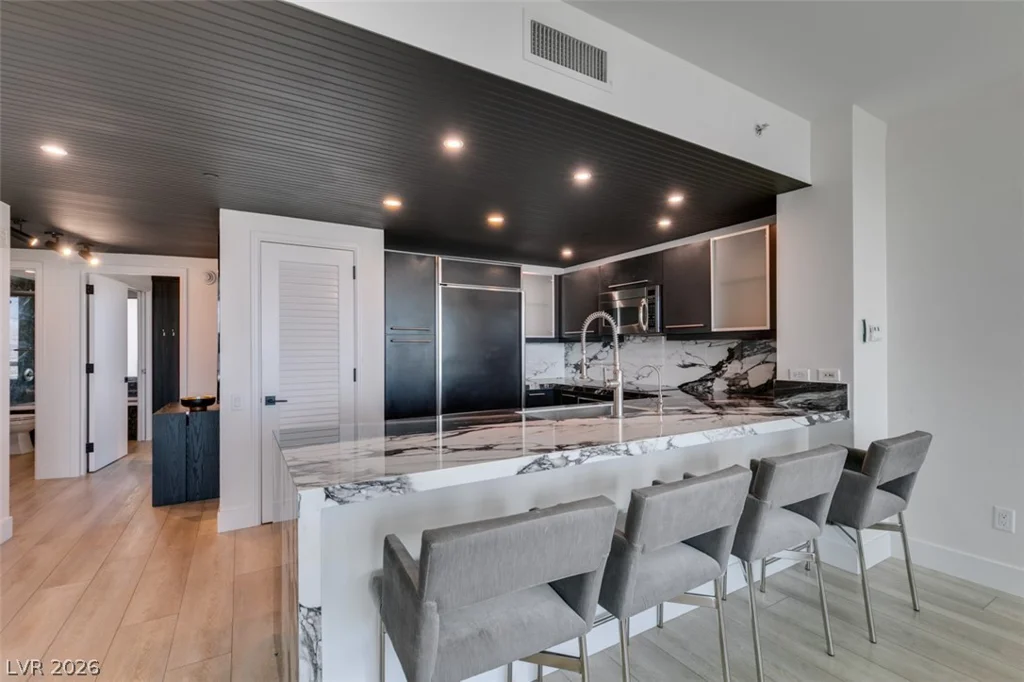 322 Karen, Las Vegas, NV 89109