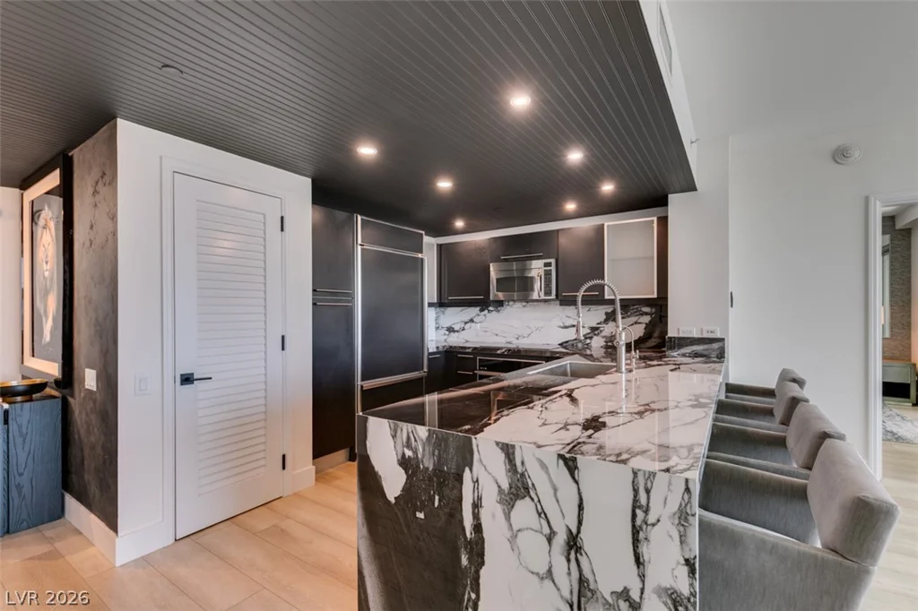 322 Karen, Las Vegas, NV 89109