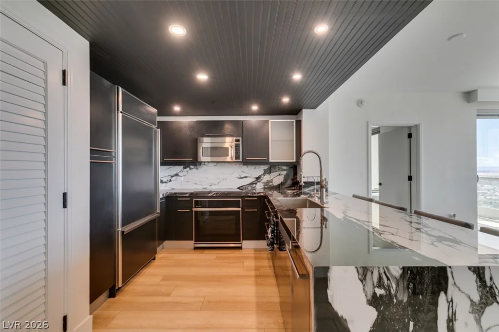 322 Karen, Las Vegas, NV 89109